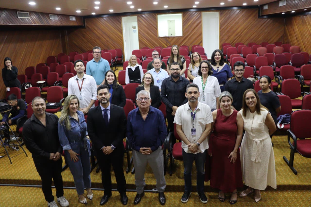 120925 Reunião Políticas pessoas surdas Ulisses Farias 2 94f60