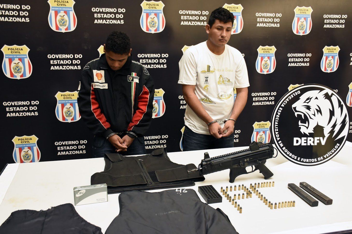 APRESENTA BANDIDOS ASSALTO
