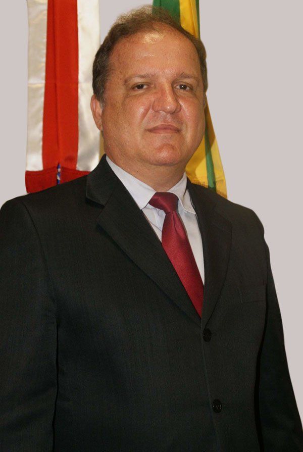 Dr. Roque Nunes.1