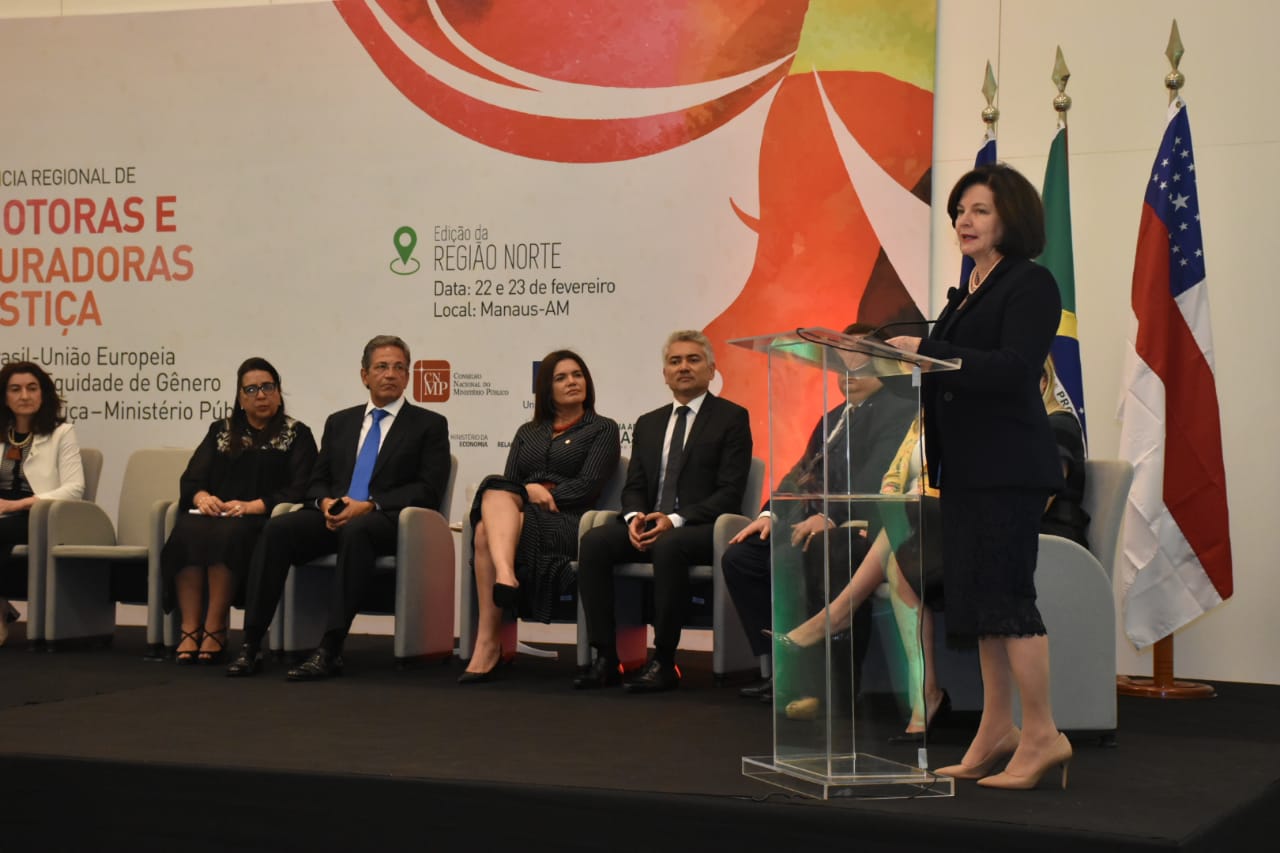 RAQUEL CONFERÊNCIA