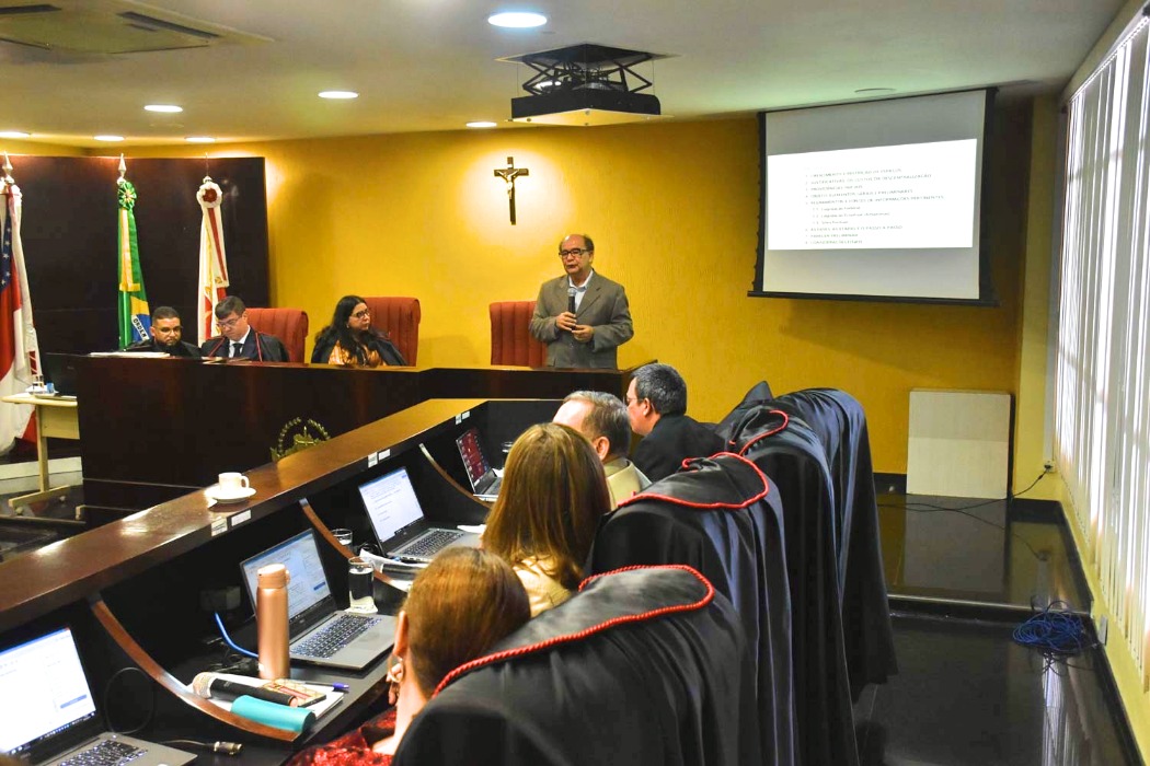 REUNIÃO PROCURADOES 8464f