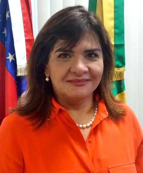 SILVIA TUMA menor menor 392b8