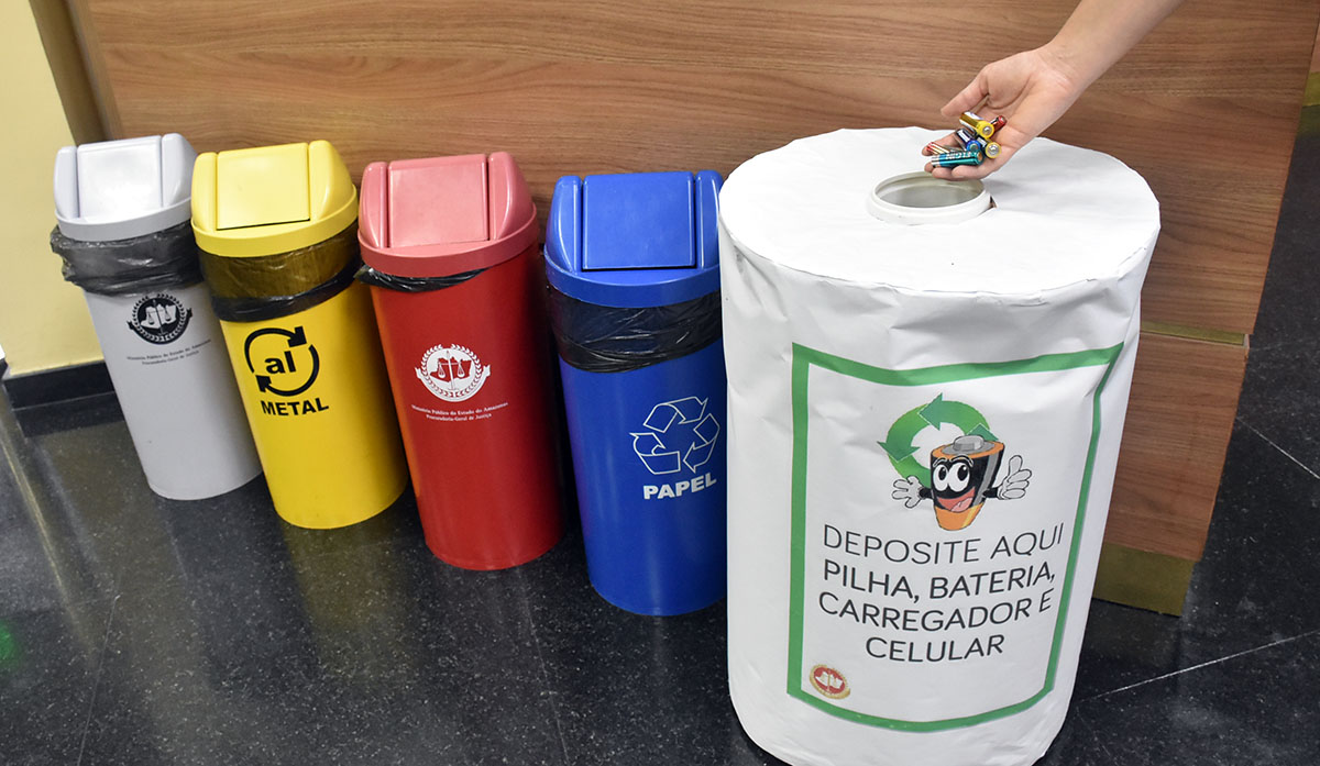 deposito de pilhas e baterias1