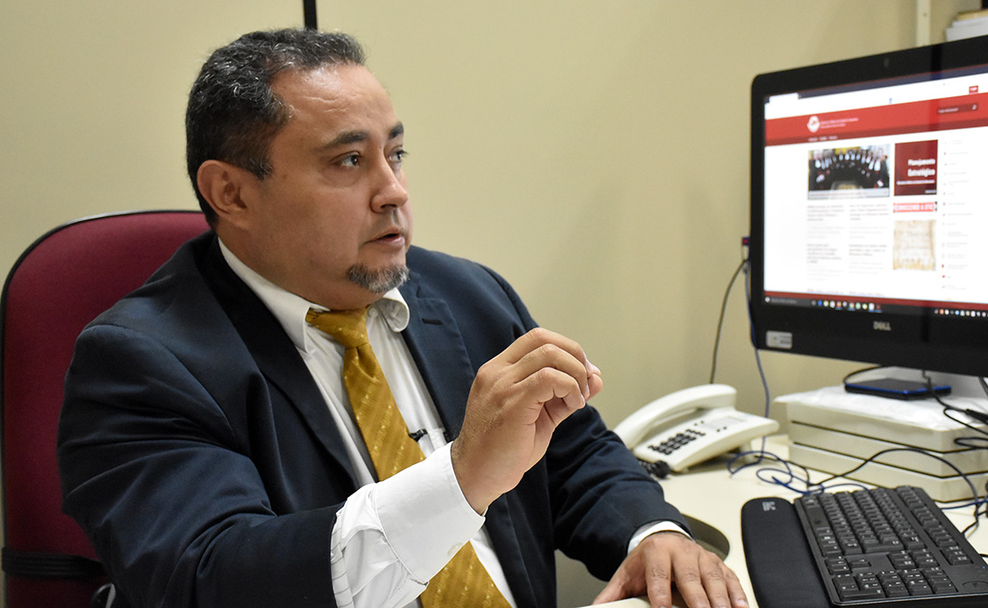 dr. Rodrigo Miranda Leão2