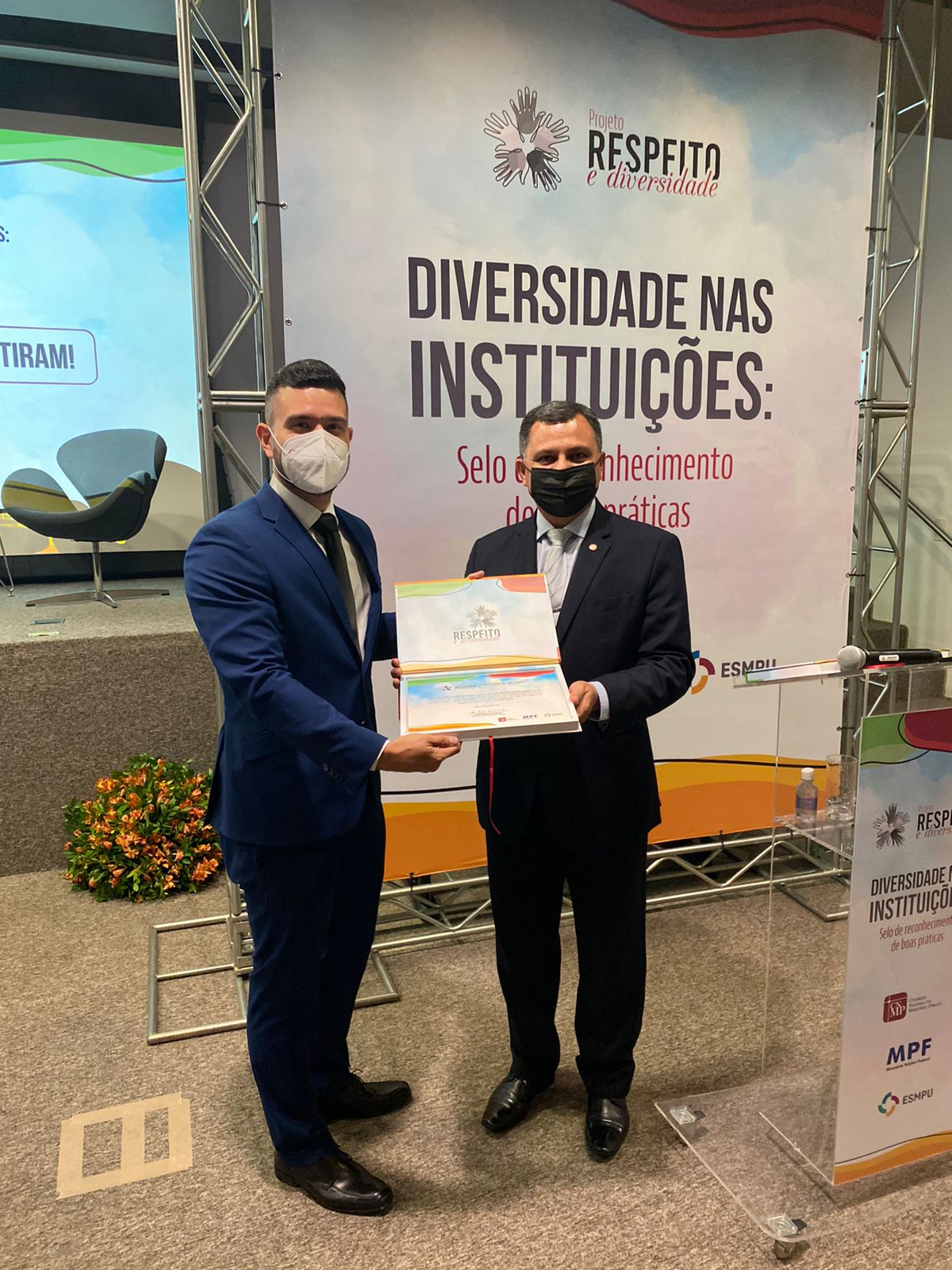 premio cnmp 1822f