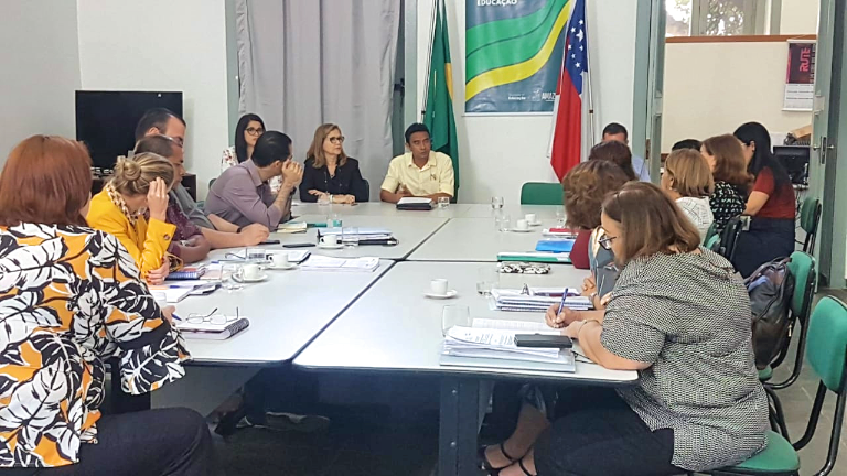 reunião conselho edu