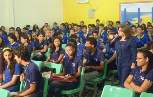 MP-AM_visita_Escola_Estadu255al_Presidente_Castelo_Branco