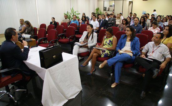 PGJ_faz_reunio_de_avaliao_com_diretores_coordenadores_e_assessores